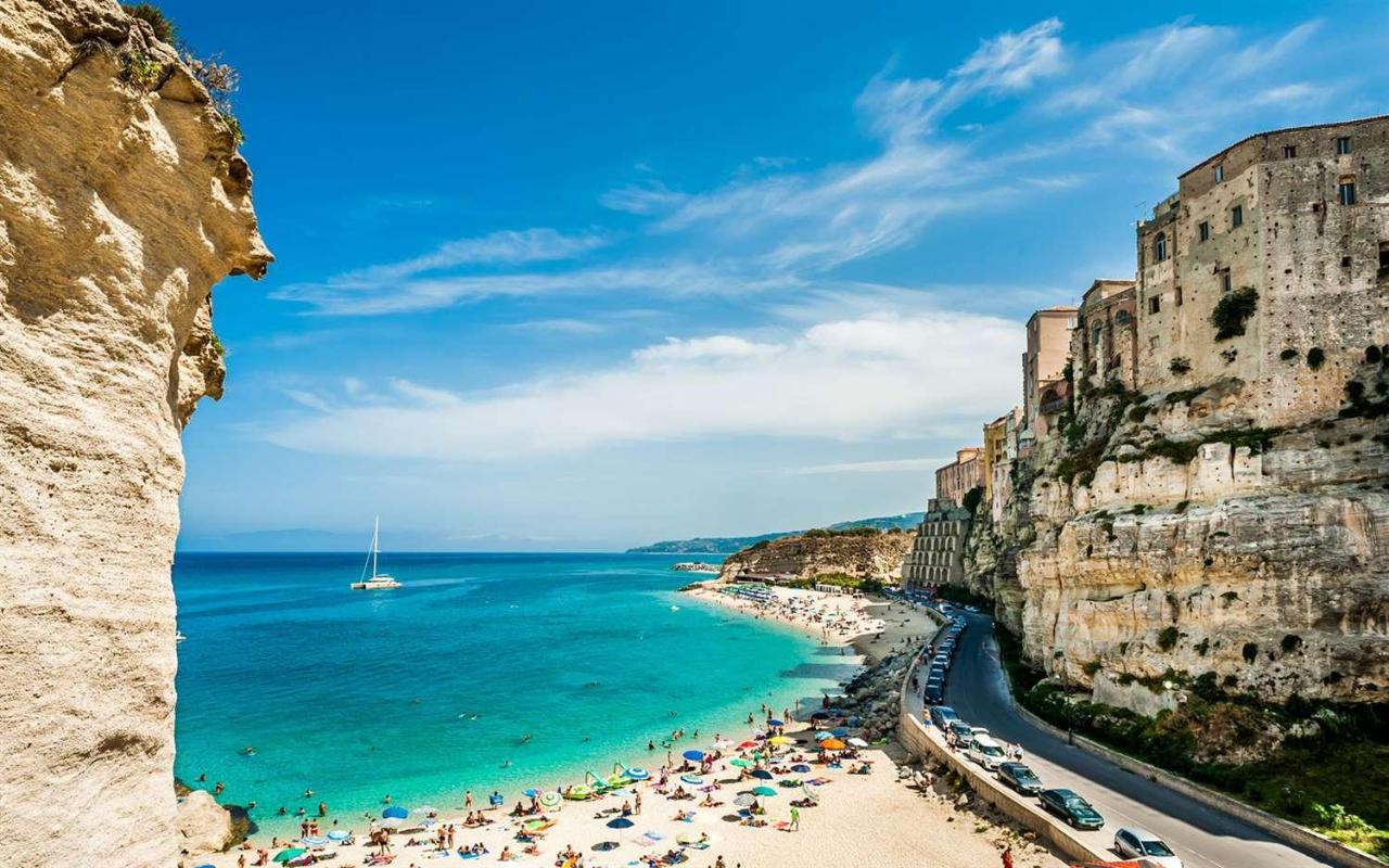 Ninfa Sul Mare Apartments 50 M E T R I Dal Mare Parcheggio Gratuito Custodito Capo Vaticano Dış mekan fotoğraf