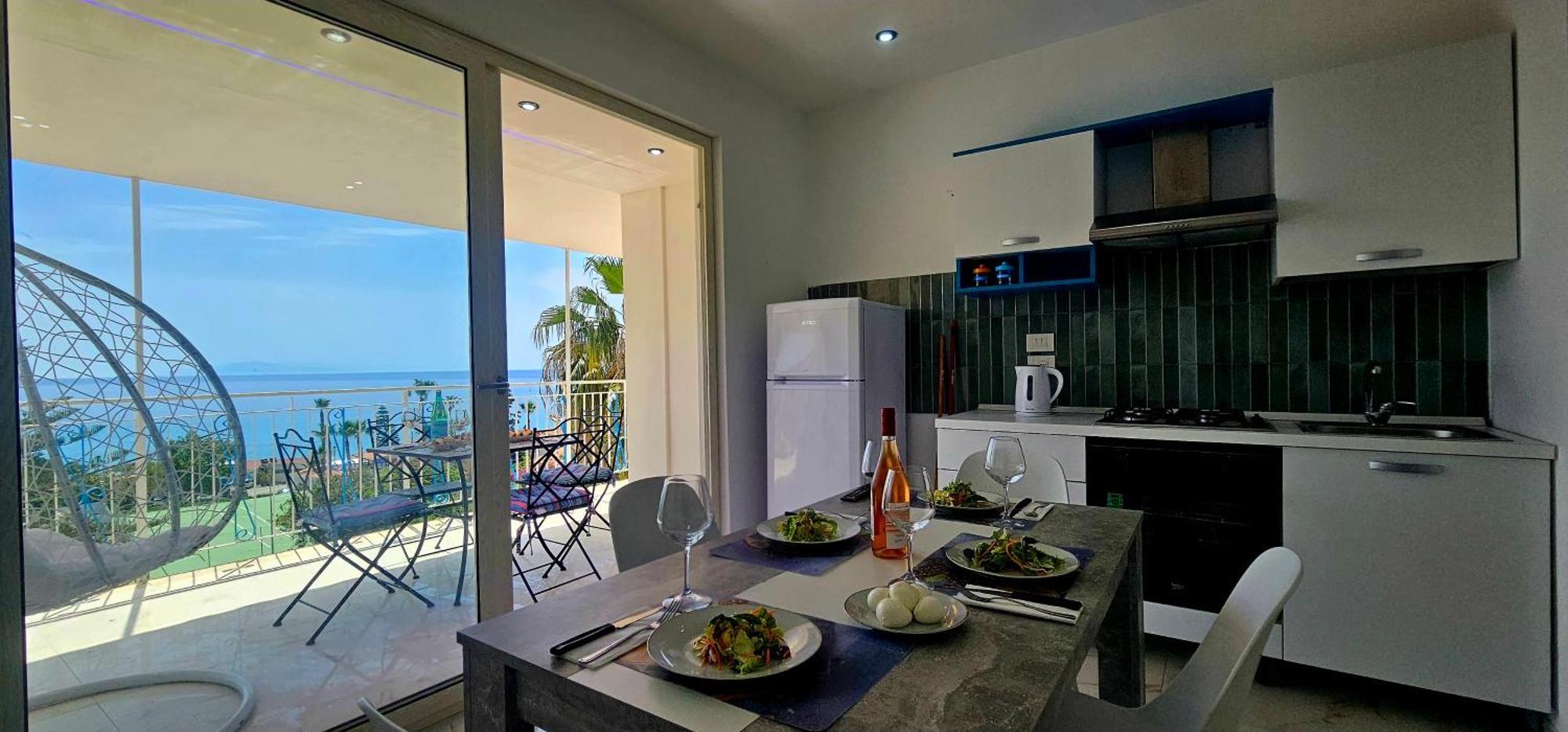 Ninfa Sul Mare Apartments 50 M E T R I Dal Mare Parcheggio Gratuito Custodito Capo Vaticano Dış mekan fotoğraf